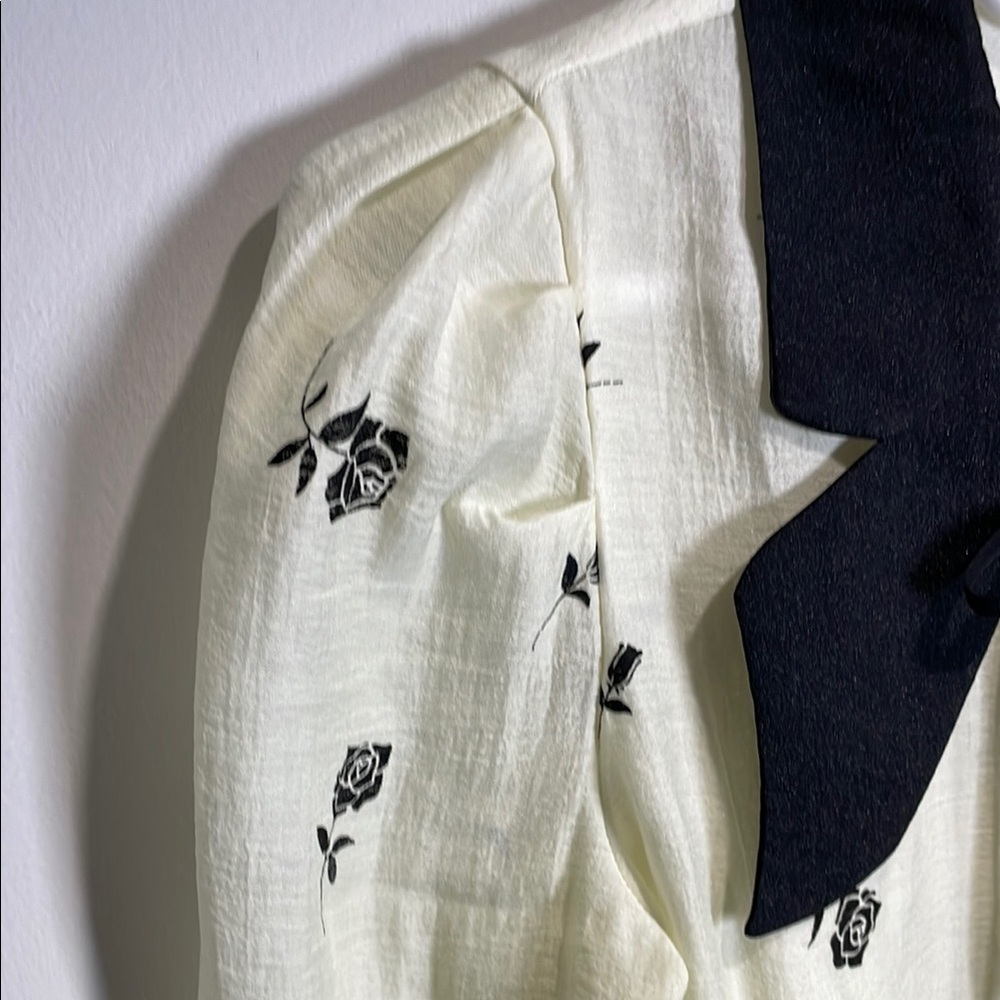 J.ING Bow Tie Blouse Cream Floral Pearl Button Romantic Office Top Small - Picture 6 of 14